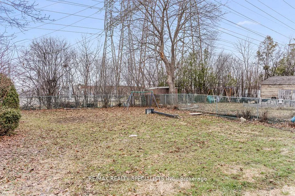 Photo 28 of 66 Avening Drive, Etobicoke, West Humber-Clairville — HOMEH