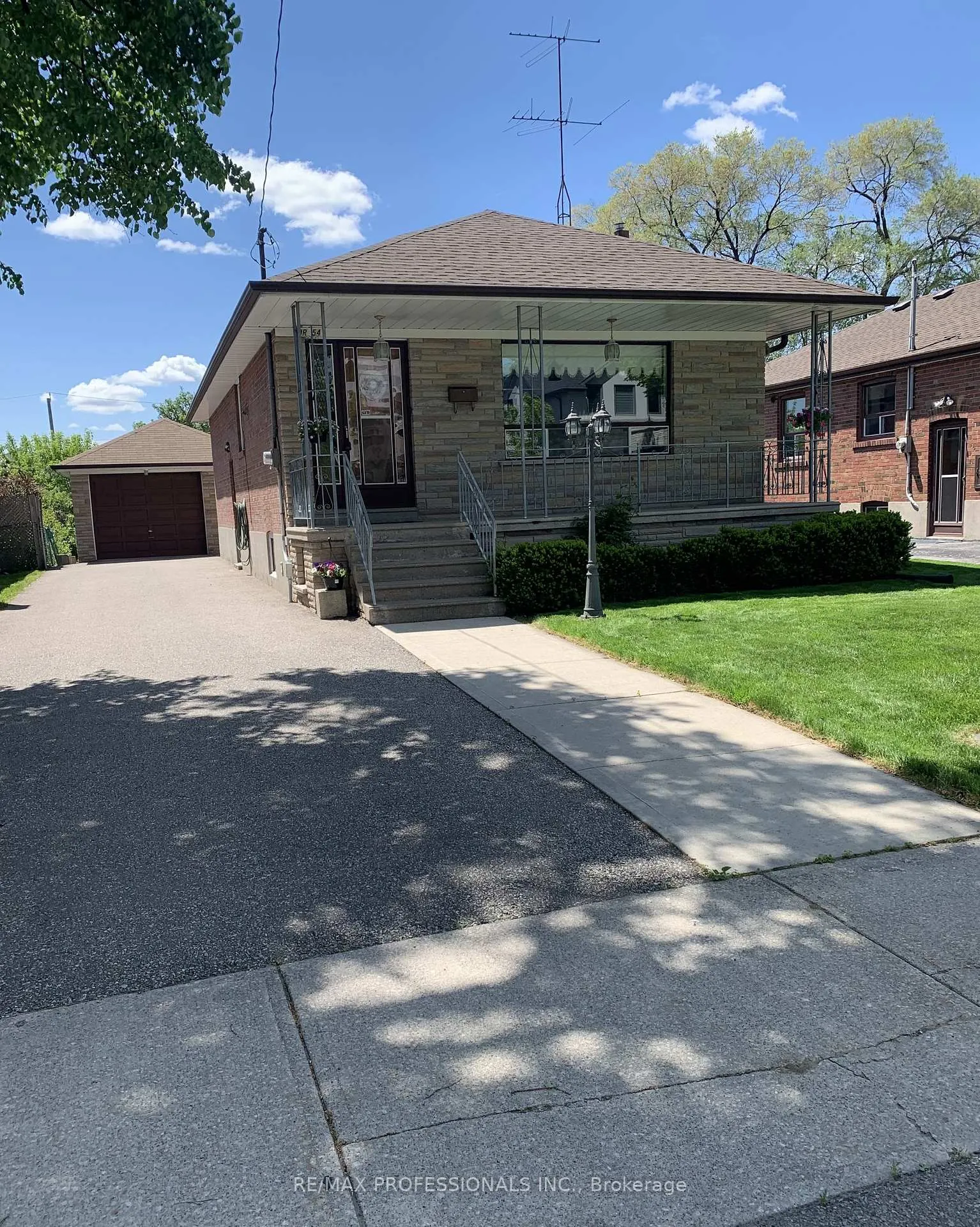 Front of 54 Culnan Avenue