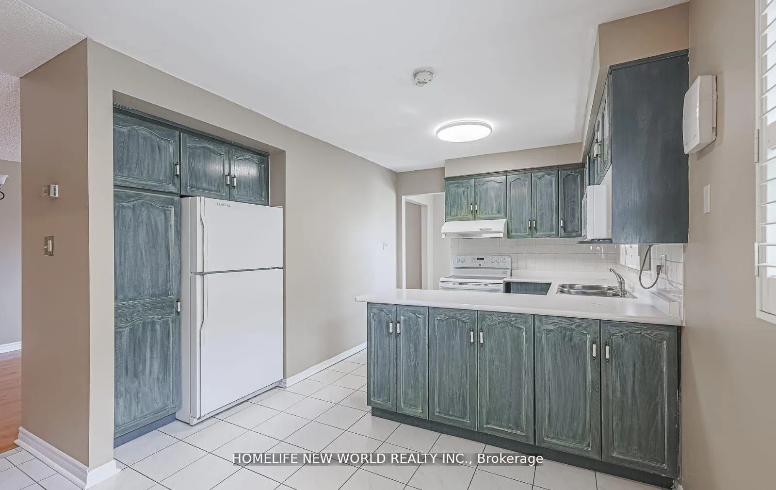 Photo 5 of 88 Braymore Boulevard, Scarborough, Rouge — HOMEH