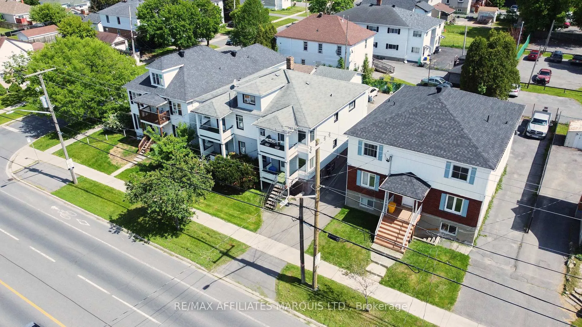 Photo 3 of 909/911 Second Street E, Cornwall — HOMEH