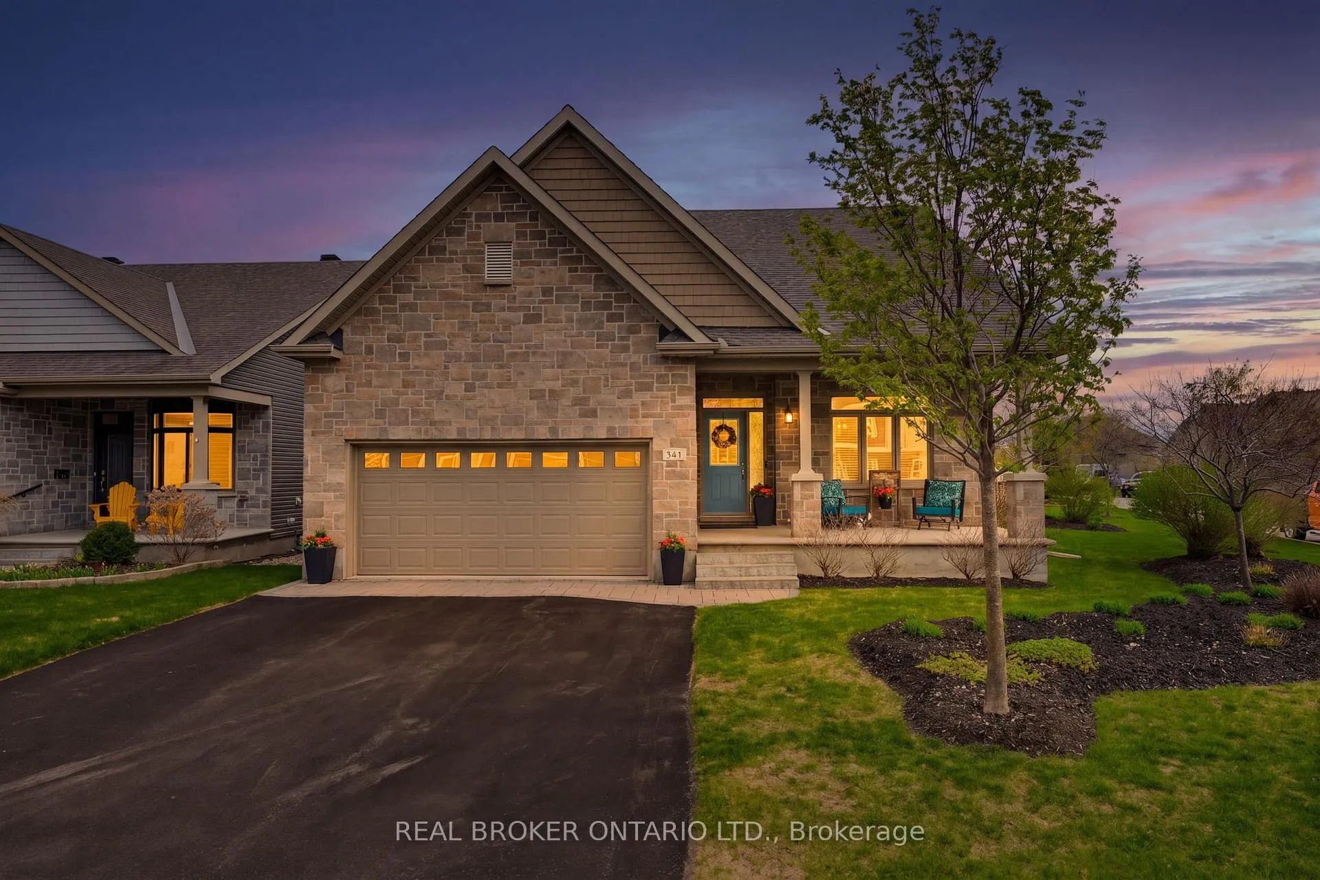 Front of 341 Bobolink Ridge
