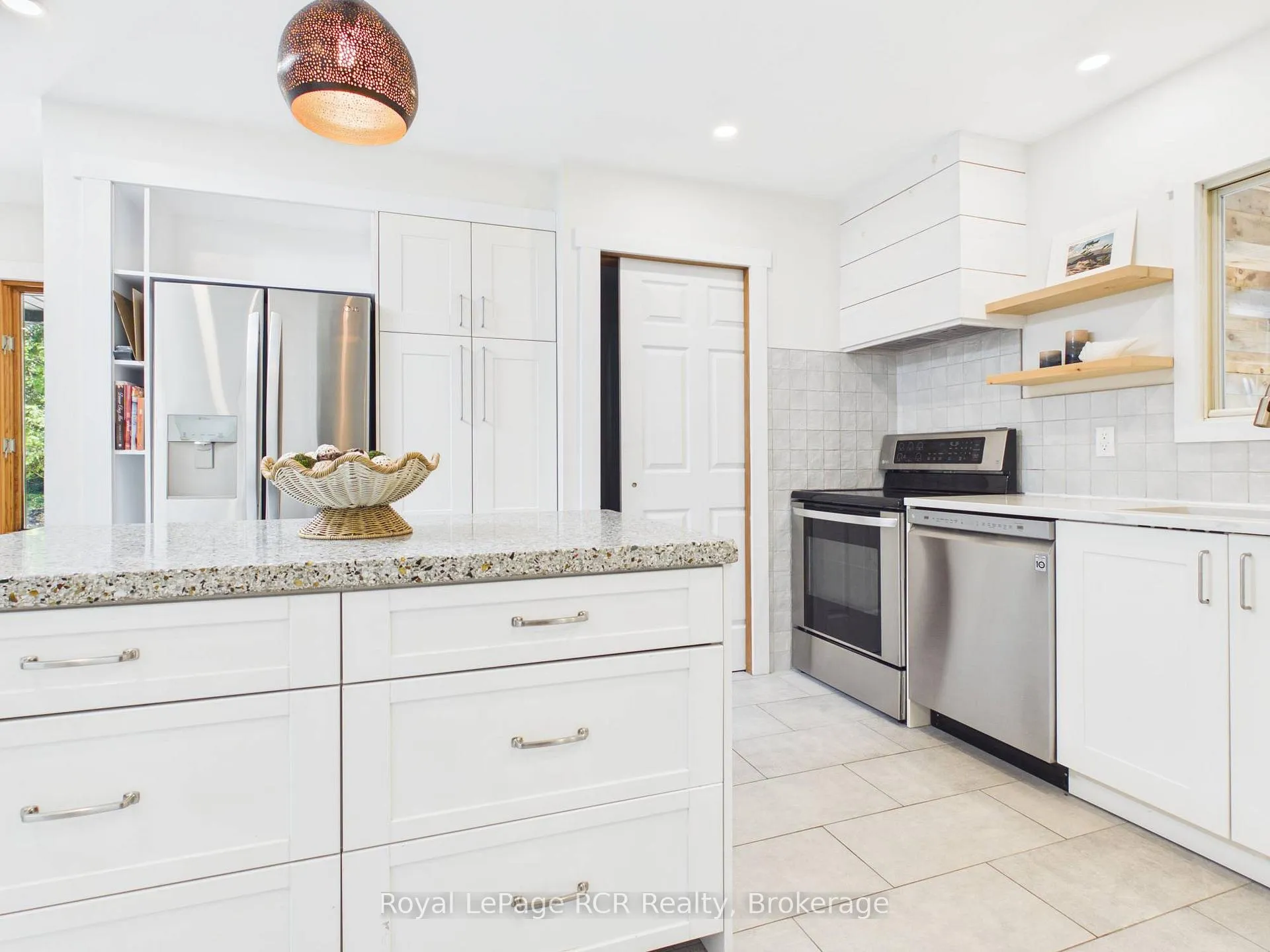 Photo 9 of 375 Lake Range Drive, Huron-Kinloss — HOMEH