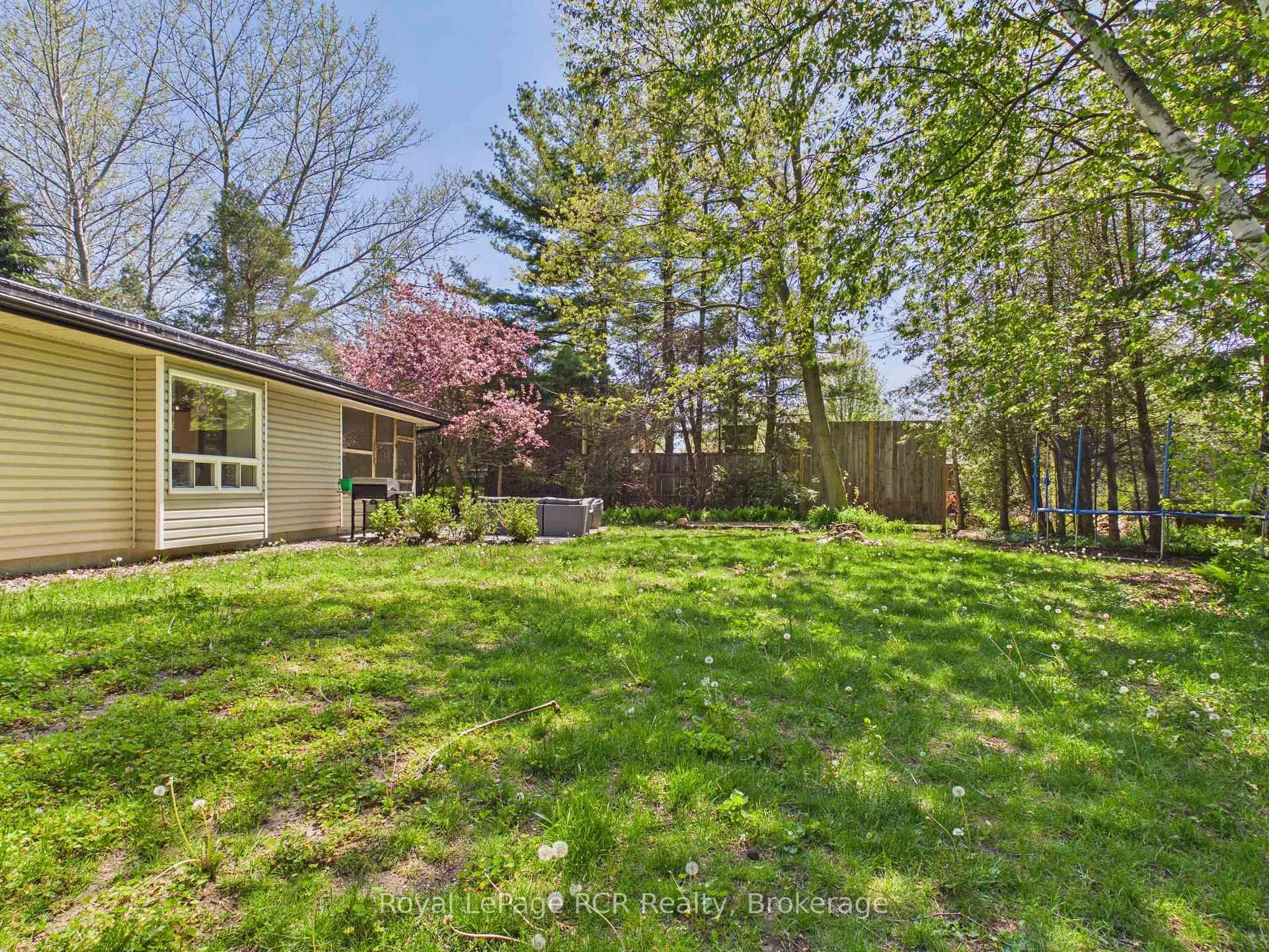 Photo 36 of 375 Lake Range Drive, Huron-Kinloss — HOMEH