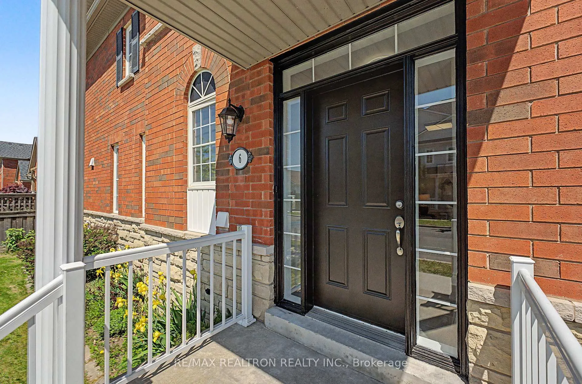 Photo 4 of 6 Northvale Road, Markham, Cornell — HOMEH
