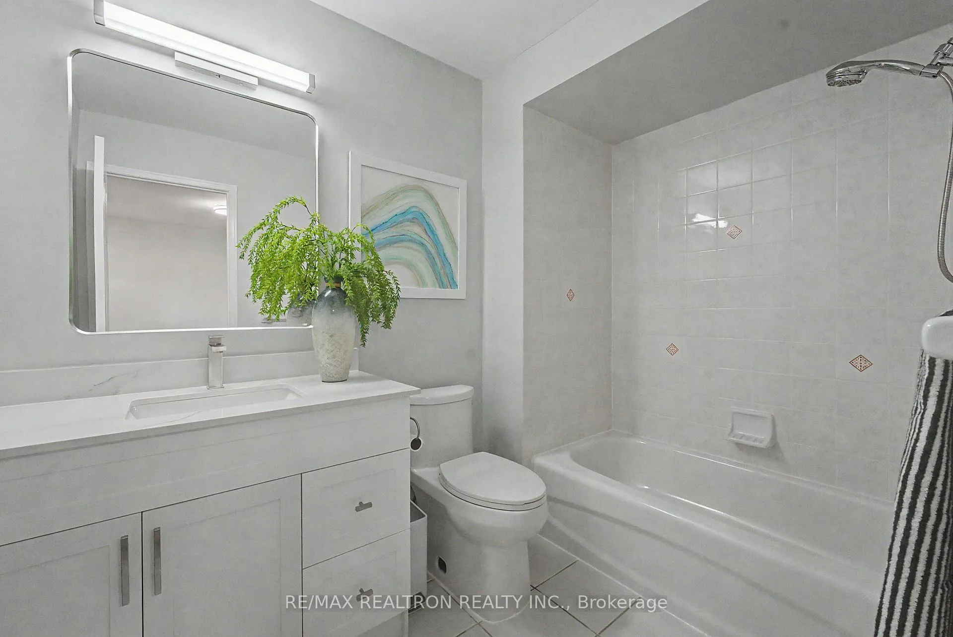 Photo 30 of 6 Northvale Road, Markham, Cornell — HOMEH