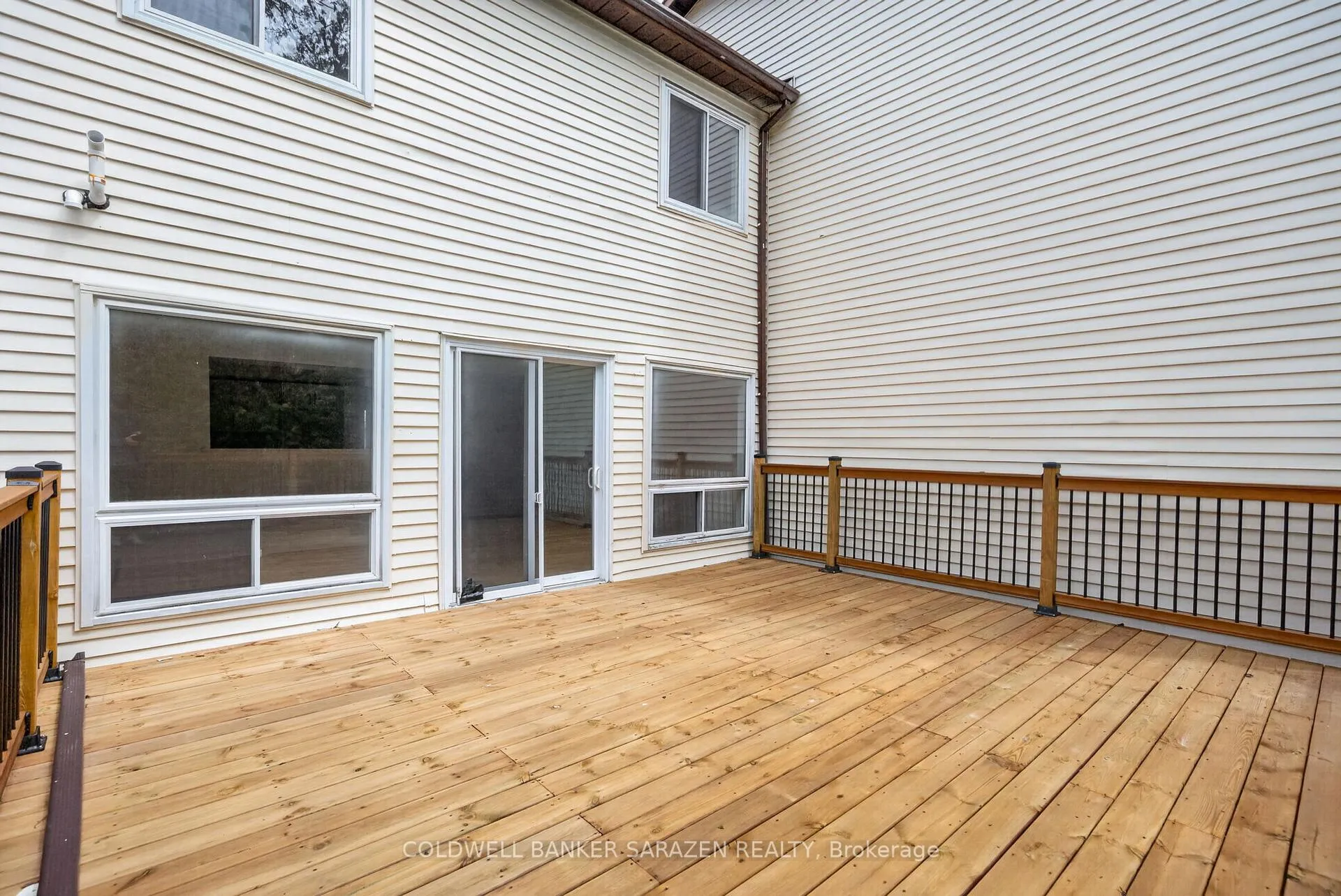Photo 3 of 74 Shearer Crescent, Ottawa, Kanata - Katimavik — HOMEH