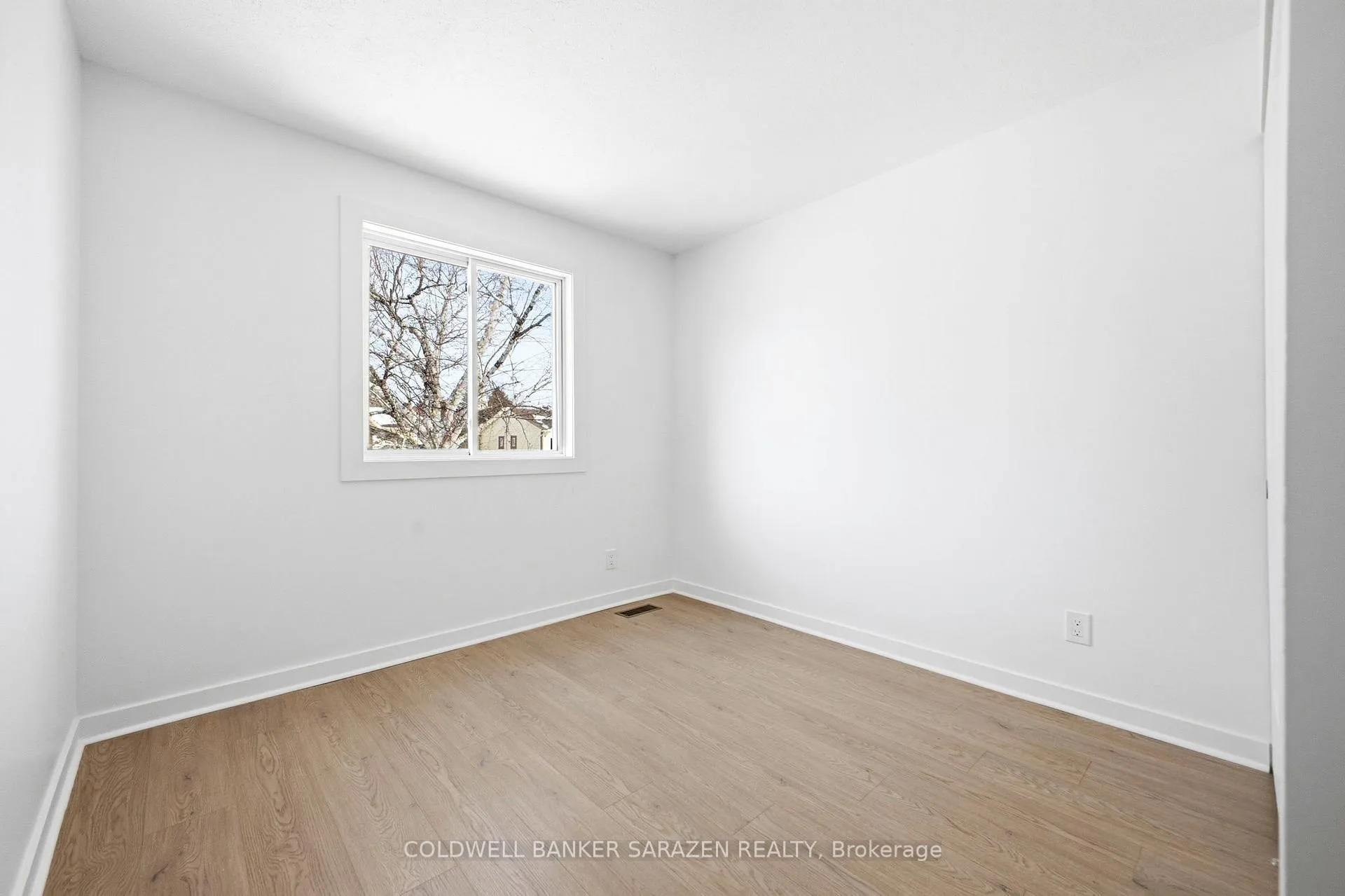 Photo 25 of 74 Shearer Crescent, Ottawa, Kanata - Katimavik — HOMEH