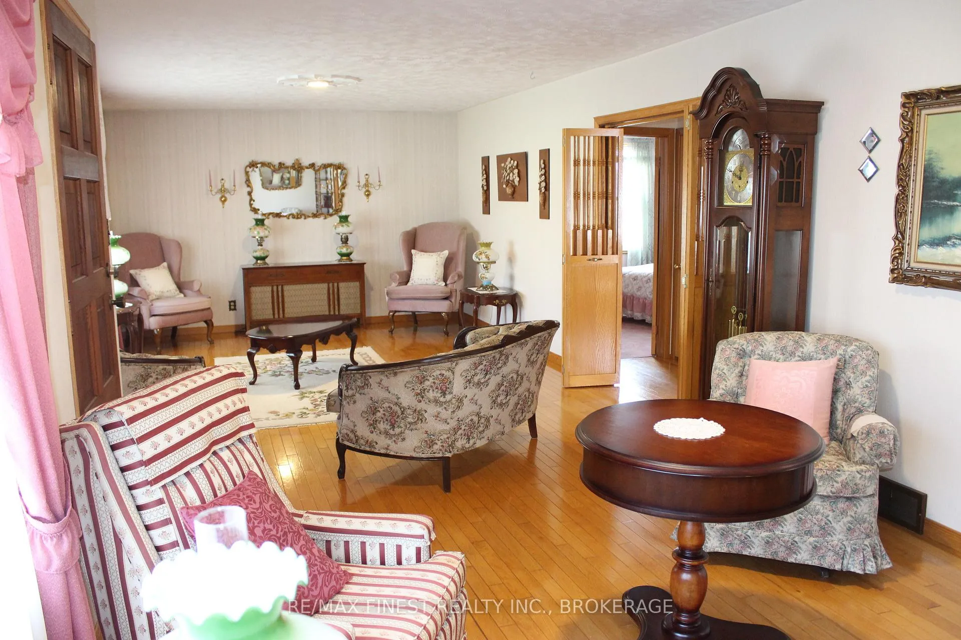 Photo 6 of 224 Danis Avenue, Cornwall — HOMEH