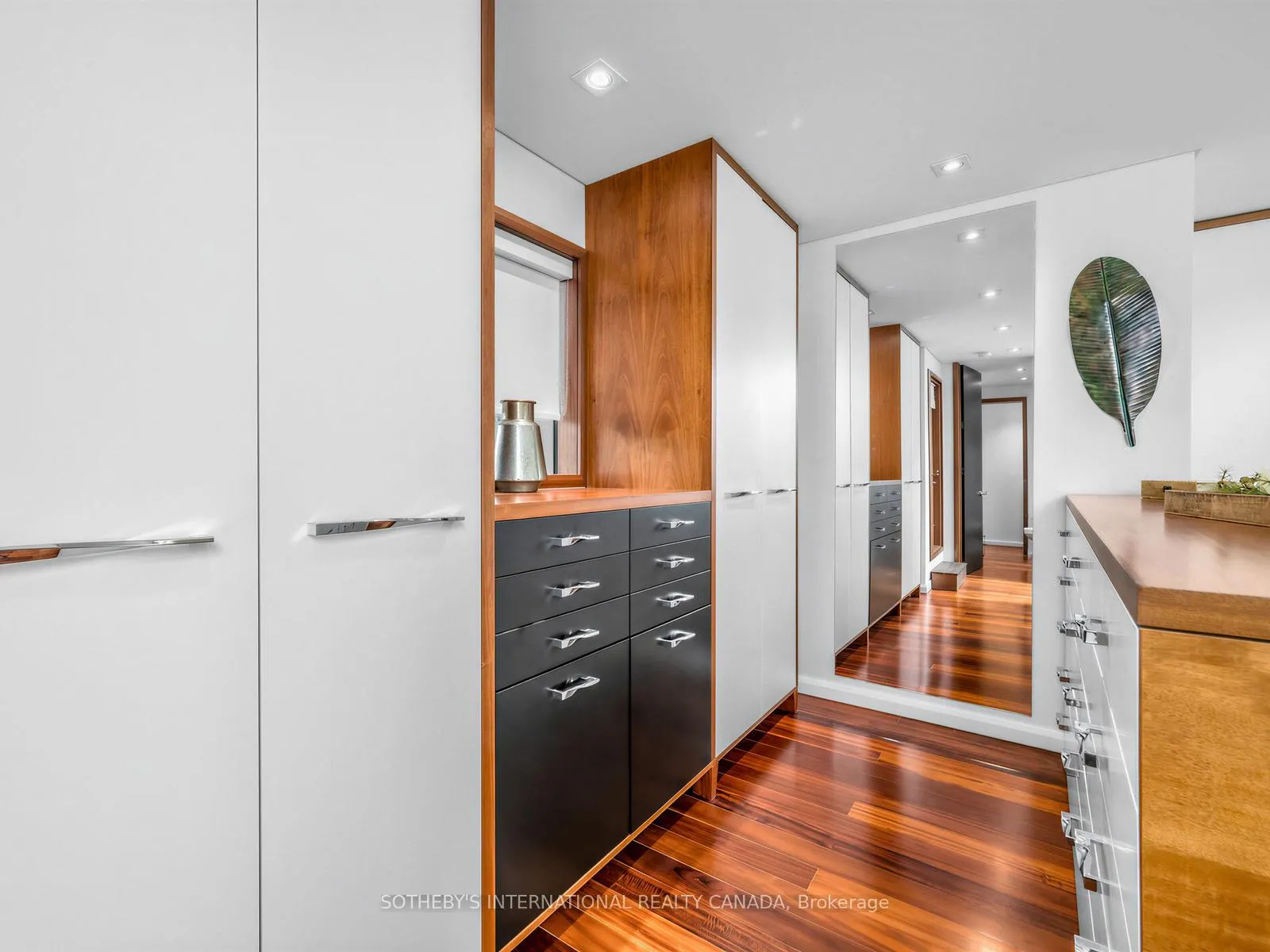 Photo 21 of 32 Regal Road, Toronto, Corso Italia-Davenport — HOMEH