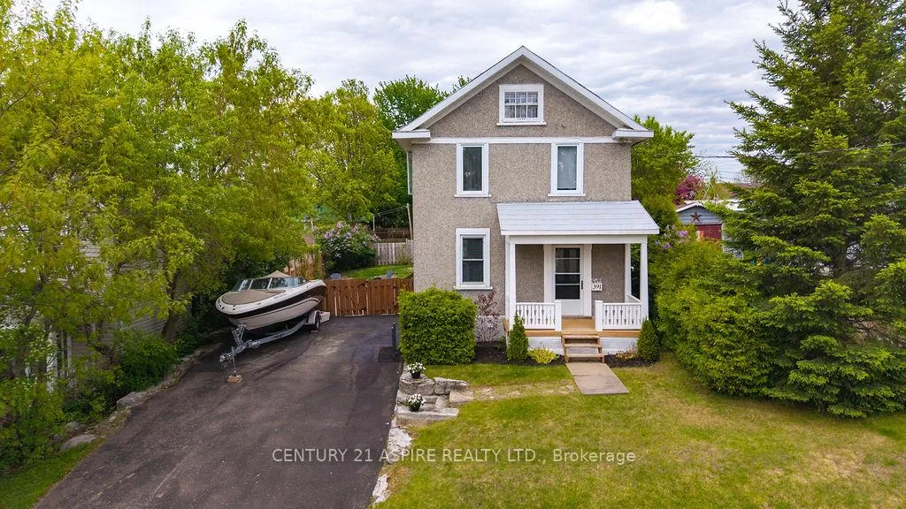 Photo 1 of 391 Third Avenue, Pembroke — HOMEH