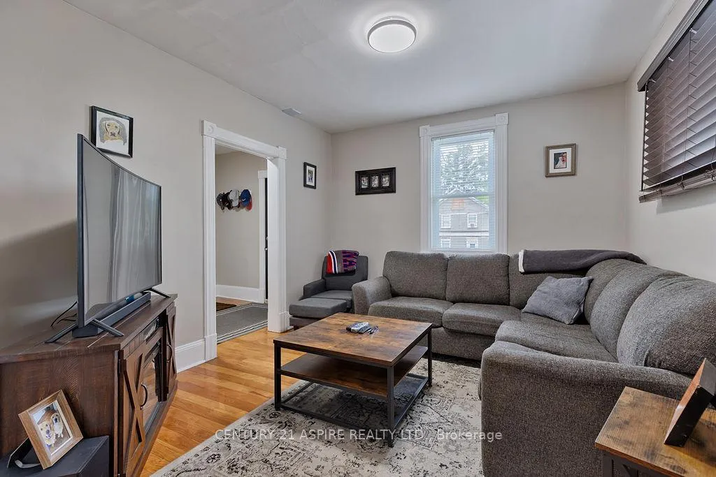Photo 5 of 391 Third Avenue, Pembroke — HOMEH