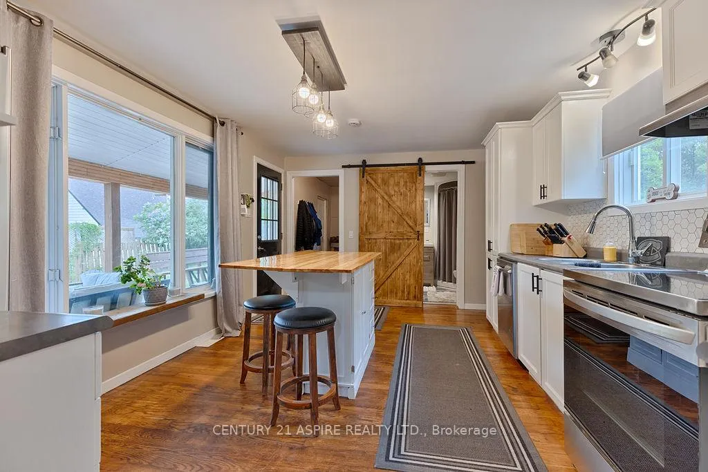 Photo 11 of 391 Third Avenue, Pembroke — HOMEH