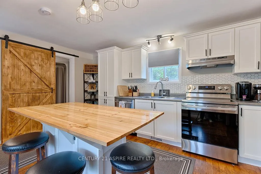 Photo 14 of 391 Third Avenue, Pembroke — HOMEH