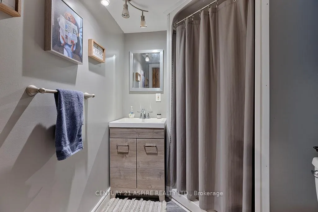 Photo 15 of 391 Third Avenue, Pembroke — HOMEH