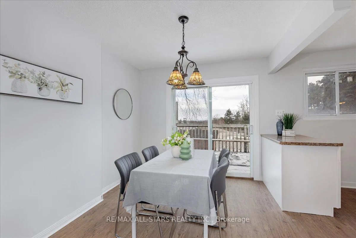 Photo 8 of Unit B11, 63 Ferris Lane, Barrie, Cundles East — HOMEH