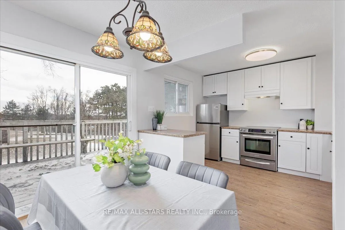 Photo 9 of Unit B11, 63 Ferris Lane, Barrie, Cundles East — HOMEH