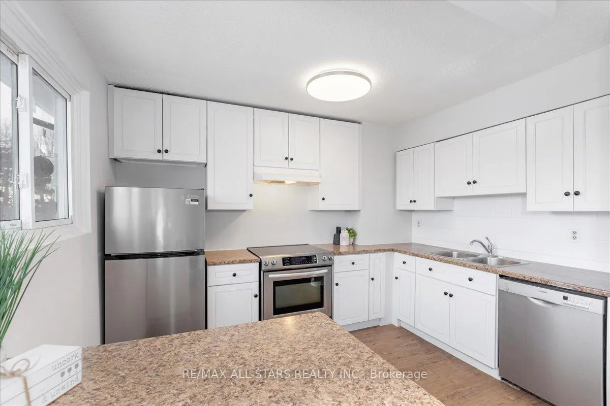 Photo 12 of Unit B11, 63 Ferris Lane, Barrie, Cundles East — HOMEH