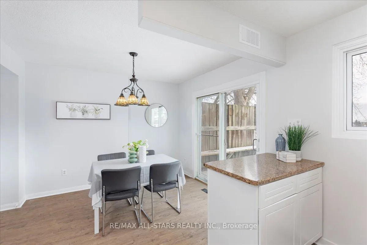 Photo 13 of Unit B11, 63 Ferris Lane, Barrie, Cundles East — HOMEH