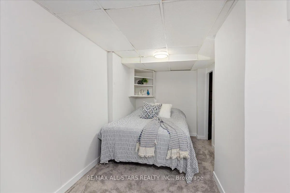 Photo 19 of Unit B11, 63 Ferris Lane, Barrie, Cundles East — HOMEH
