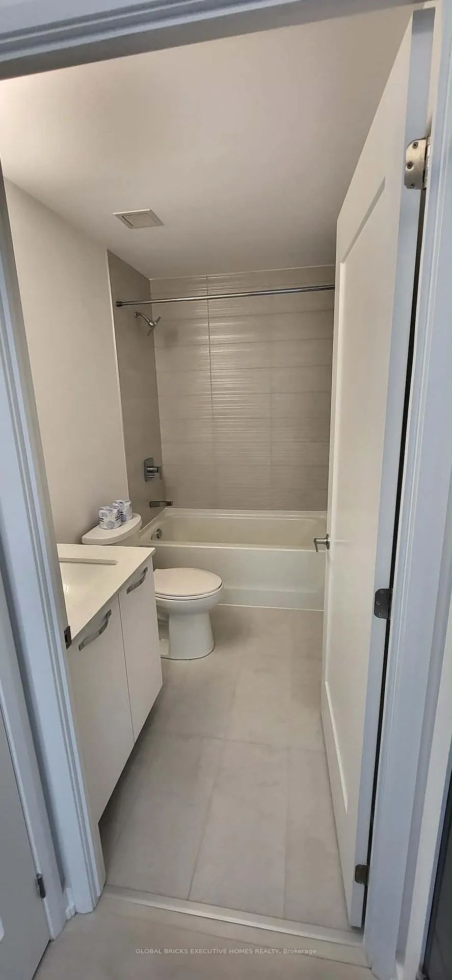 Photo 11 of Unit 2311, 75 James Street, Hamilton, Corktown — HOMEH
