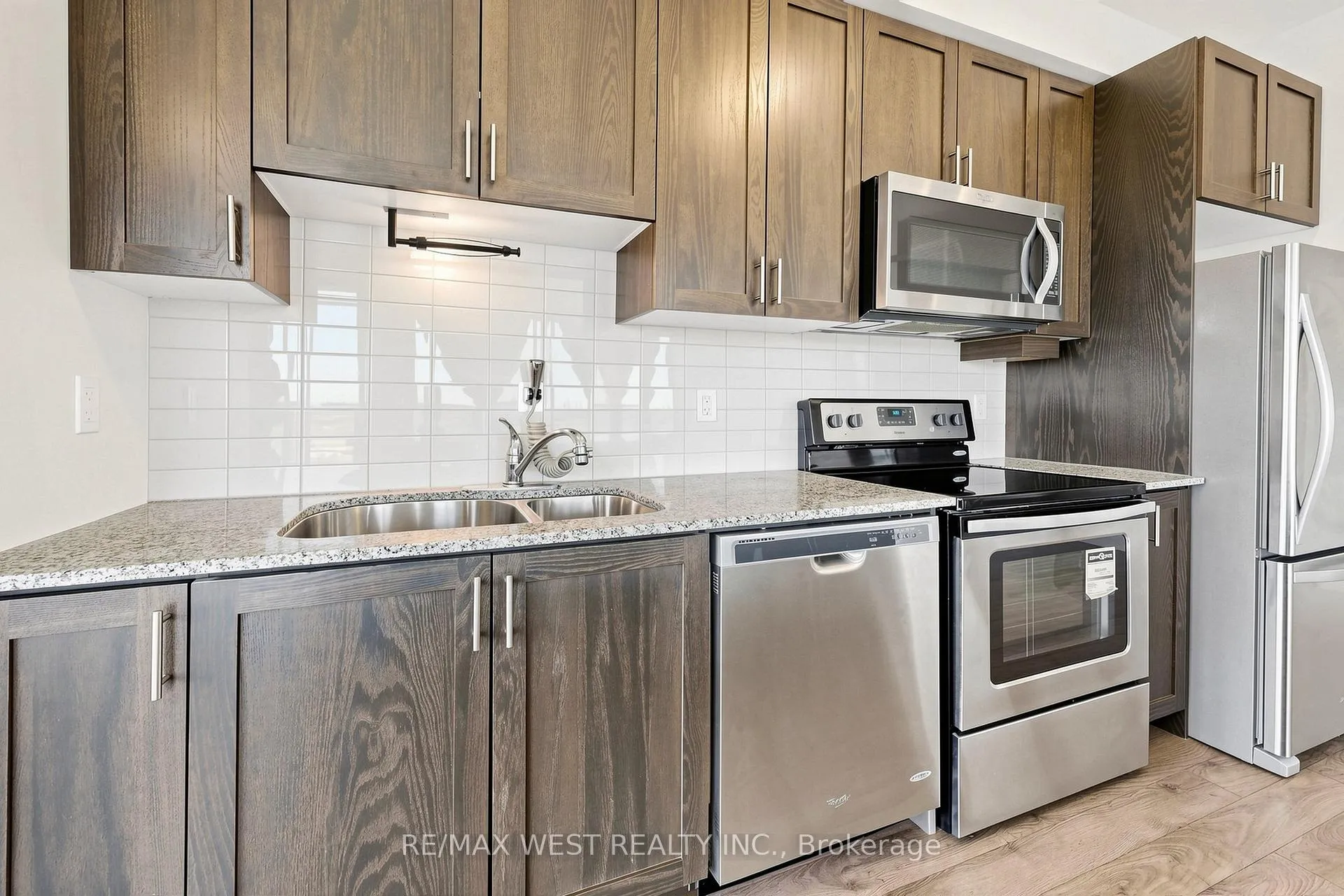 Photo 12 of Unit 2602, 2900 Highway 7 Road, Vaughan, Concord — HOMEH
