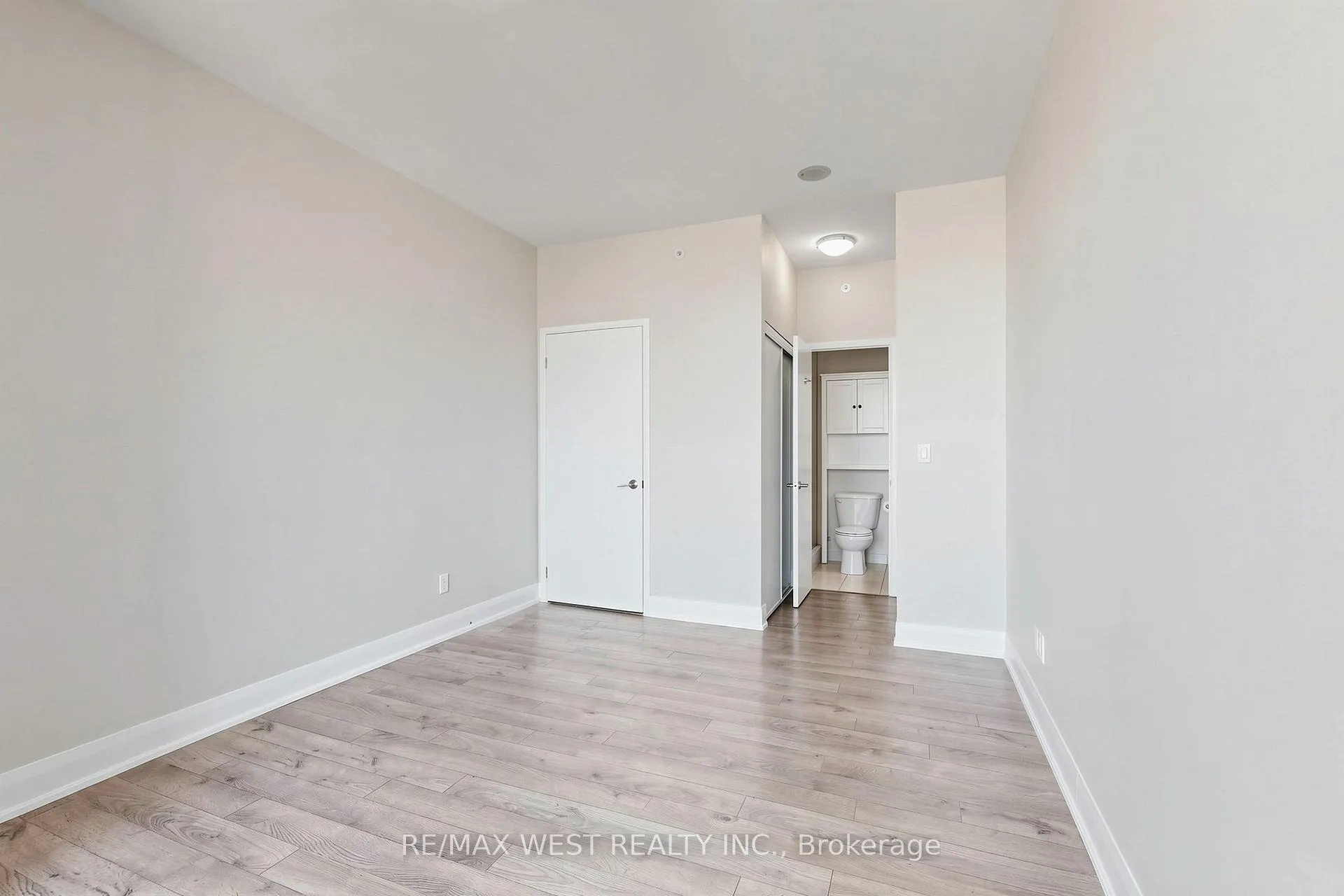 Photo 17 of Unit 2602, 2900 Highway 7 Road, Vaughan, Concord — HOMEH