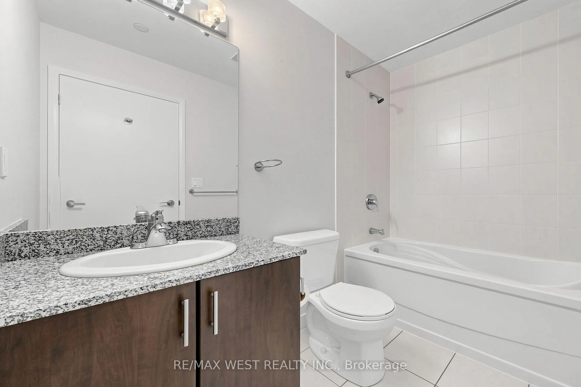 Photo 24 of Unit 2602, 2900 Highway 7 Road, Vaughan, Concord — HOMEH