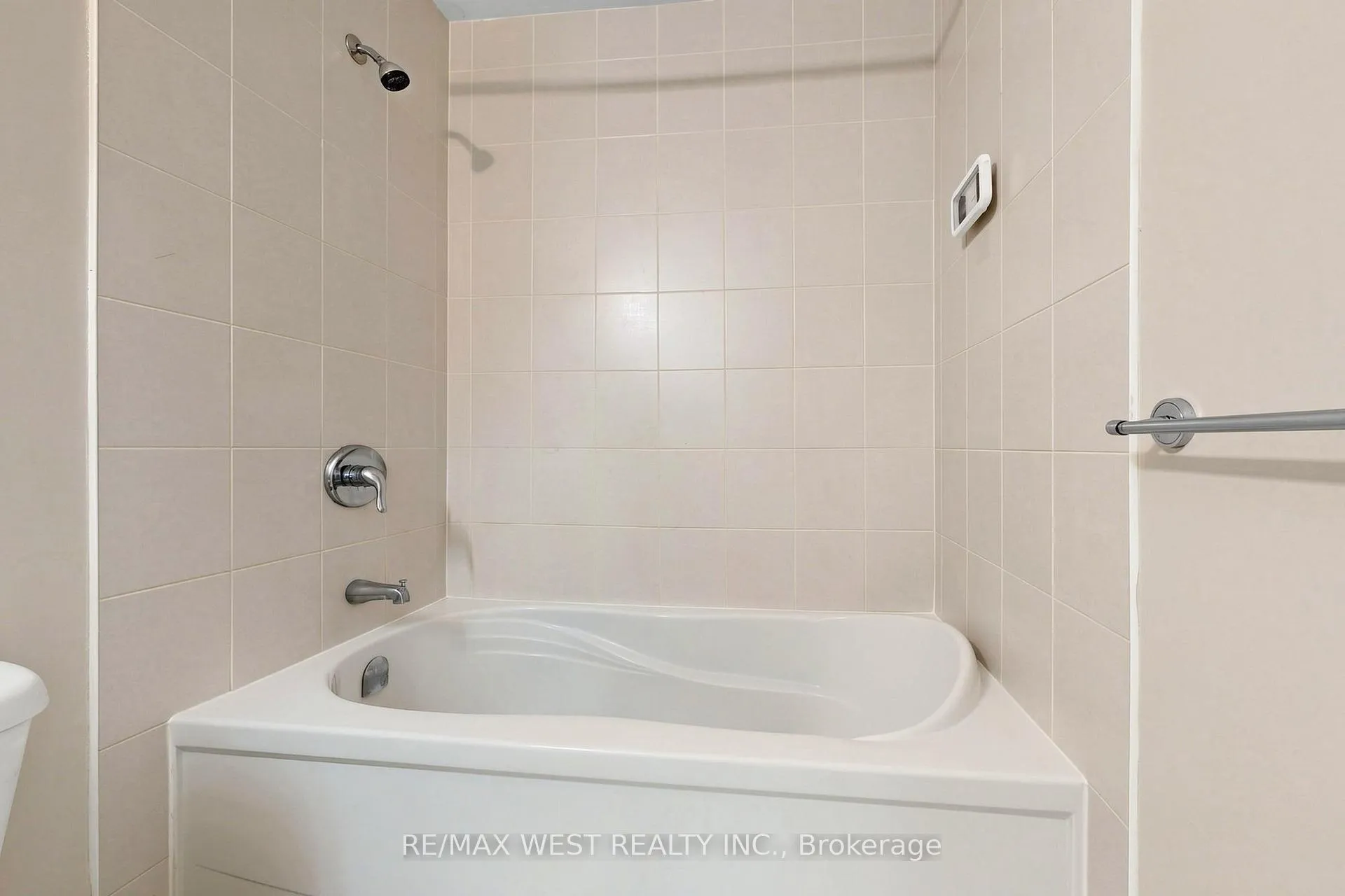 Photo 25 of Unit 2602, 2900 Highway 7 Road, Vaughan, Concord — HOMEH