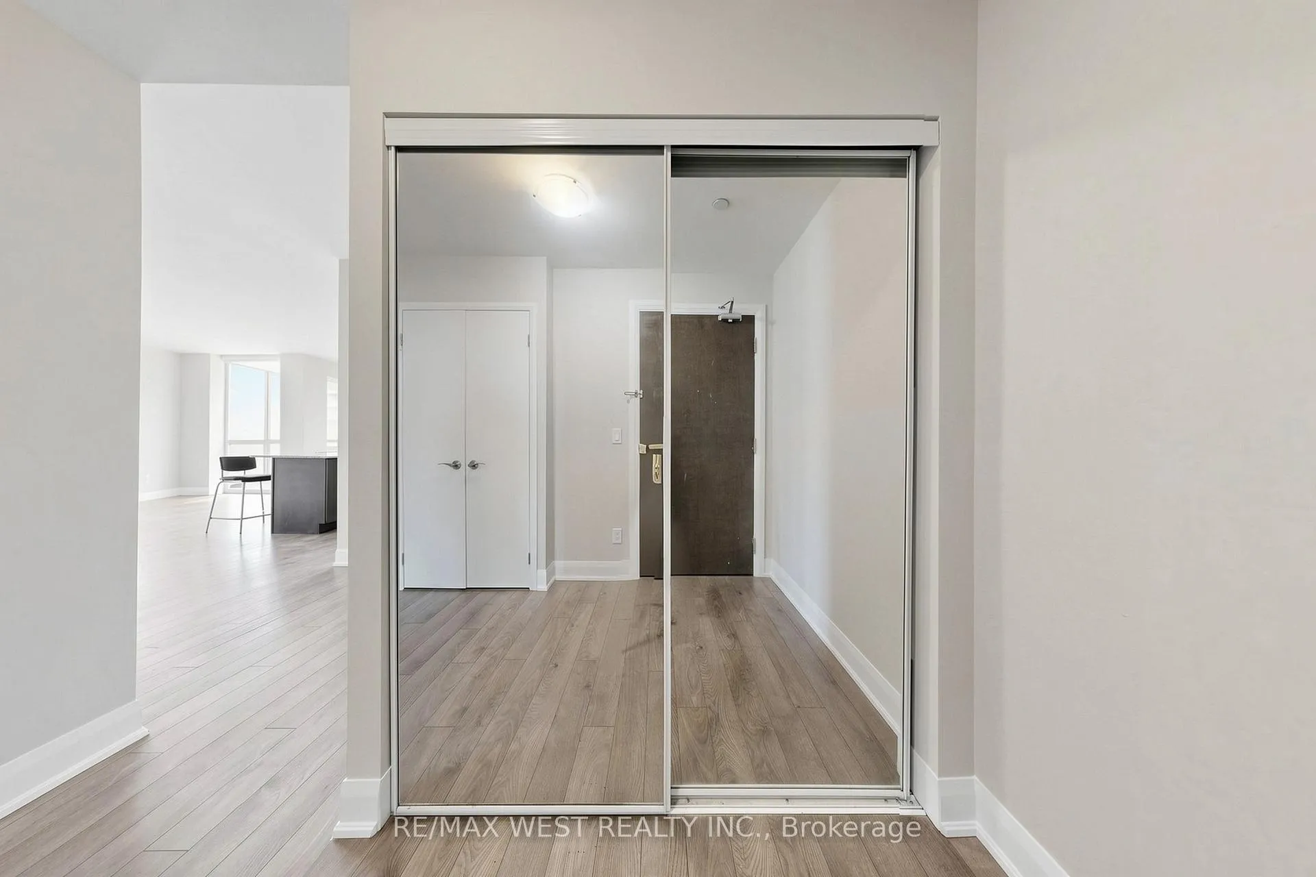 Photo 26 of Unit 2602, 2900 Highway 7 Road, Vaughan, Concord — HOMEH