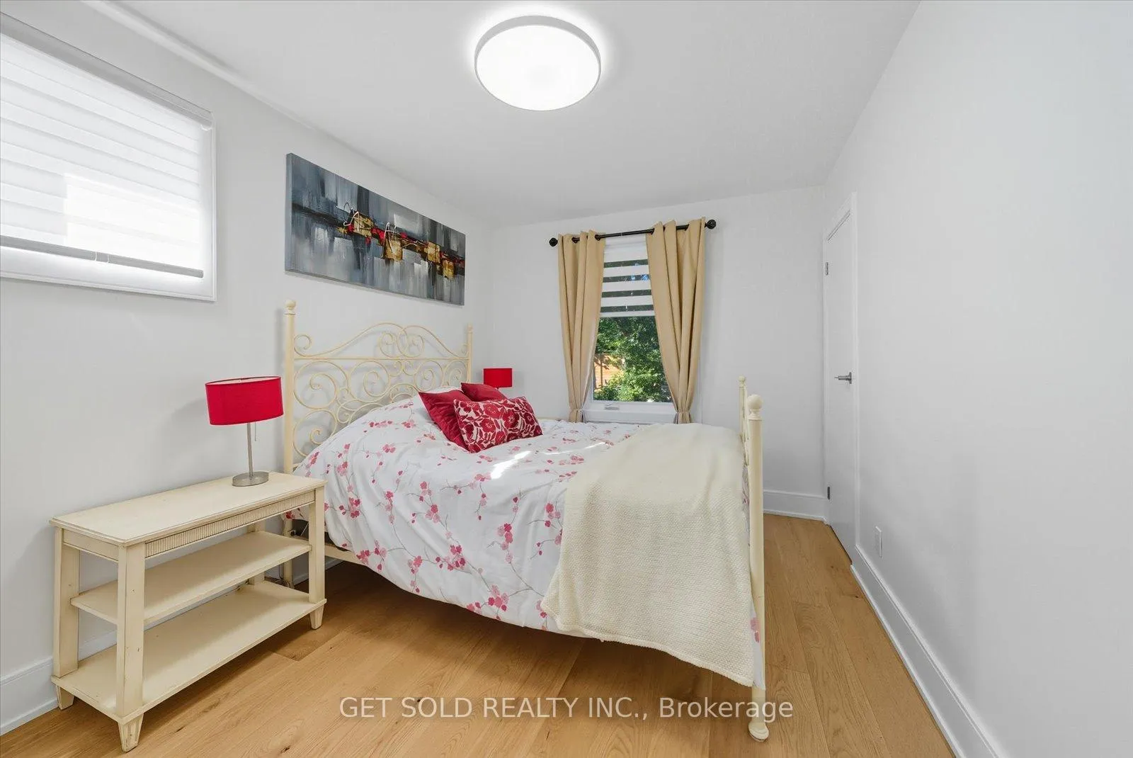 Photo 16 of 74 St Hubert Avenue, Toronto, East York — HOMEH