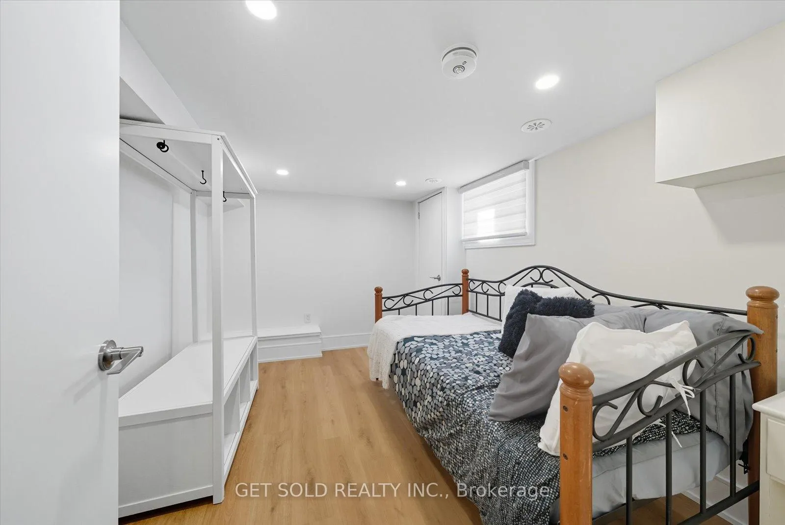 Photo 32 of 74 St Hubert Avenue, Toronto, East York — HOMEH
