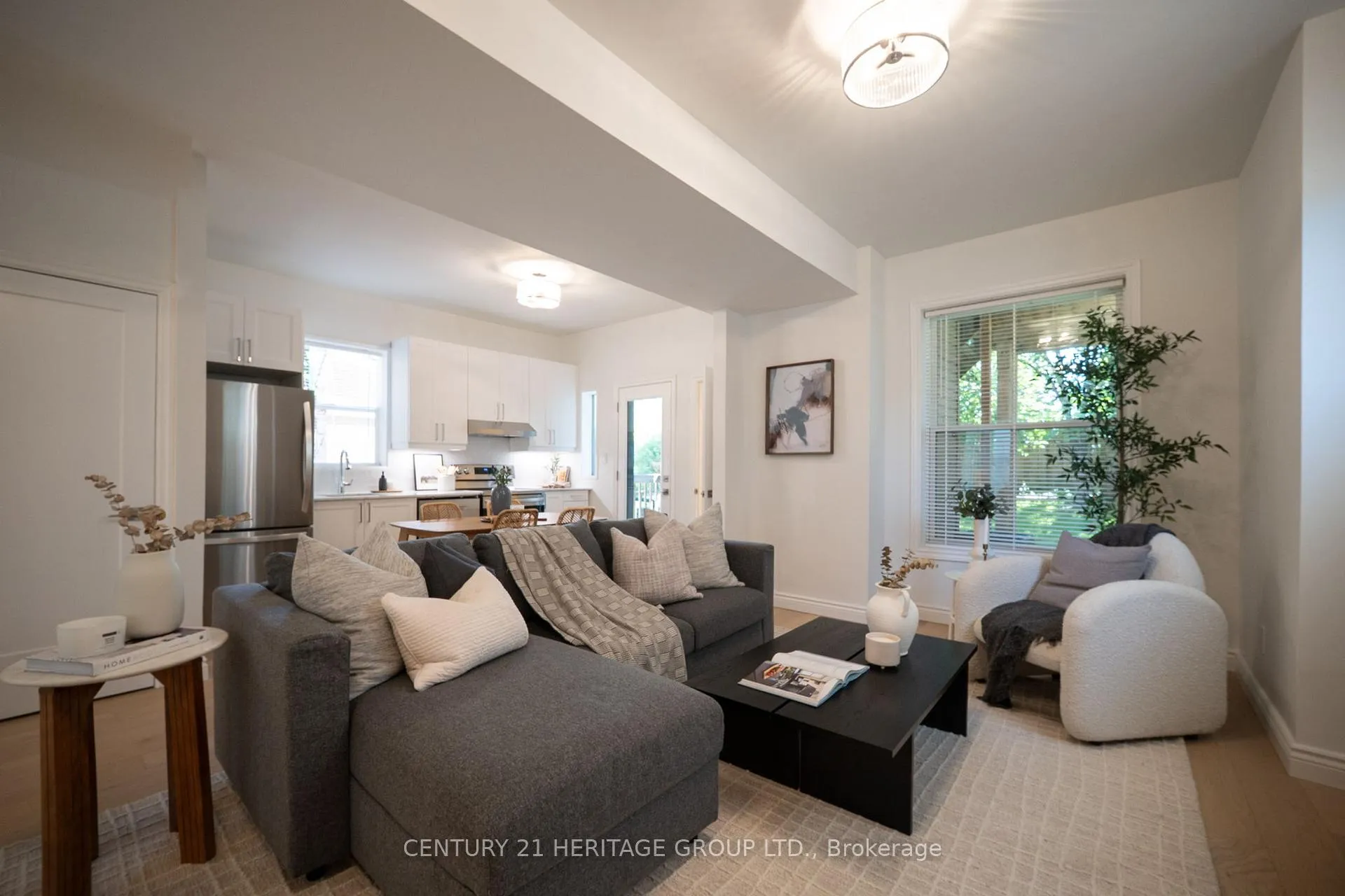 Photo 7 of 295 Locke Street S, Hamilton, Kirkendall — HOMEH
