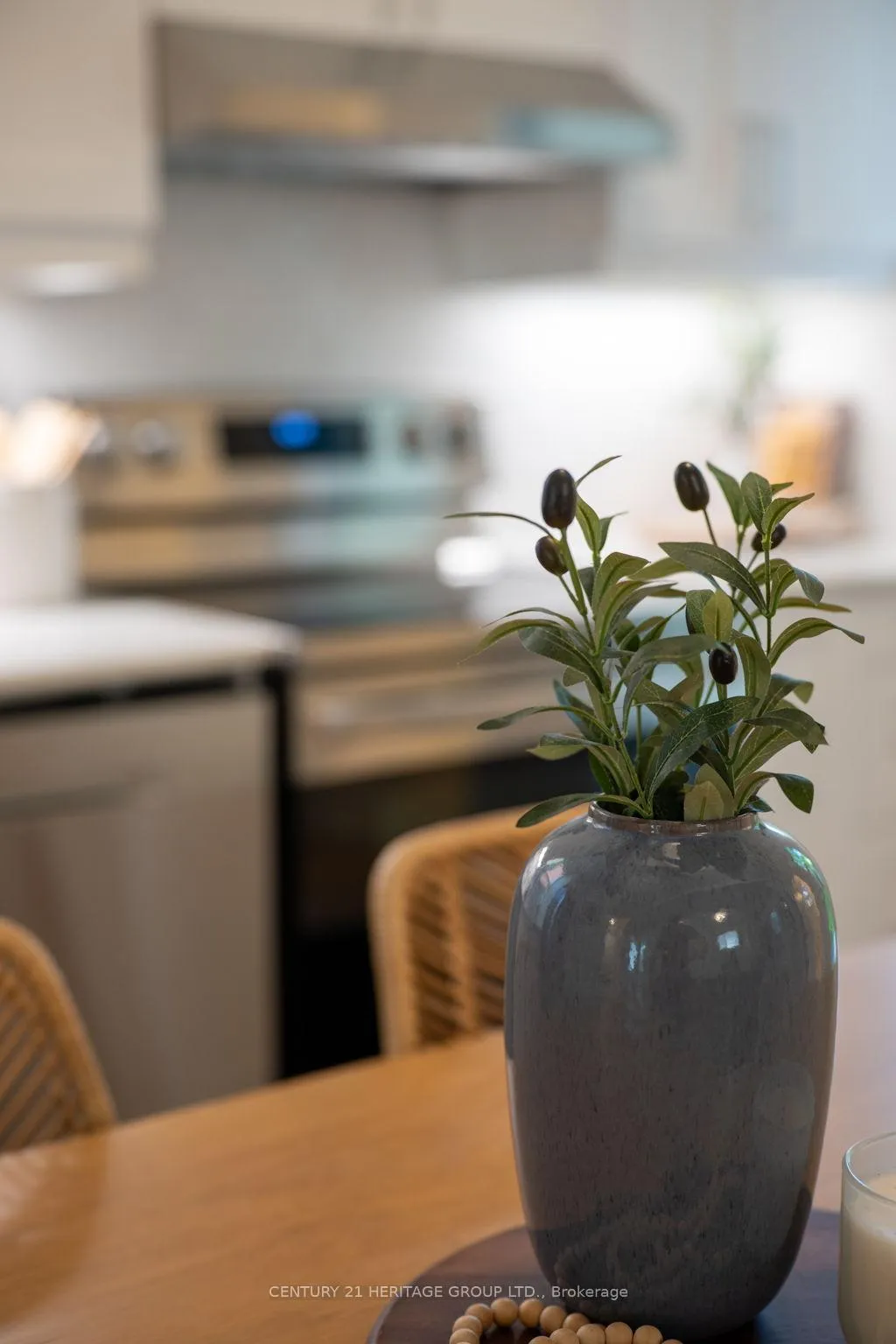 Photo 16 of 295 Locke Street S, Hamilton, Kirkendall — HOMEH