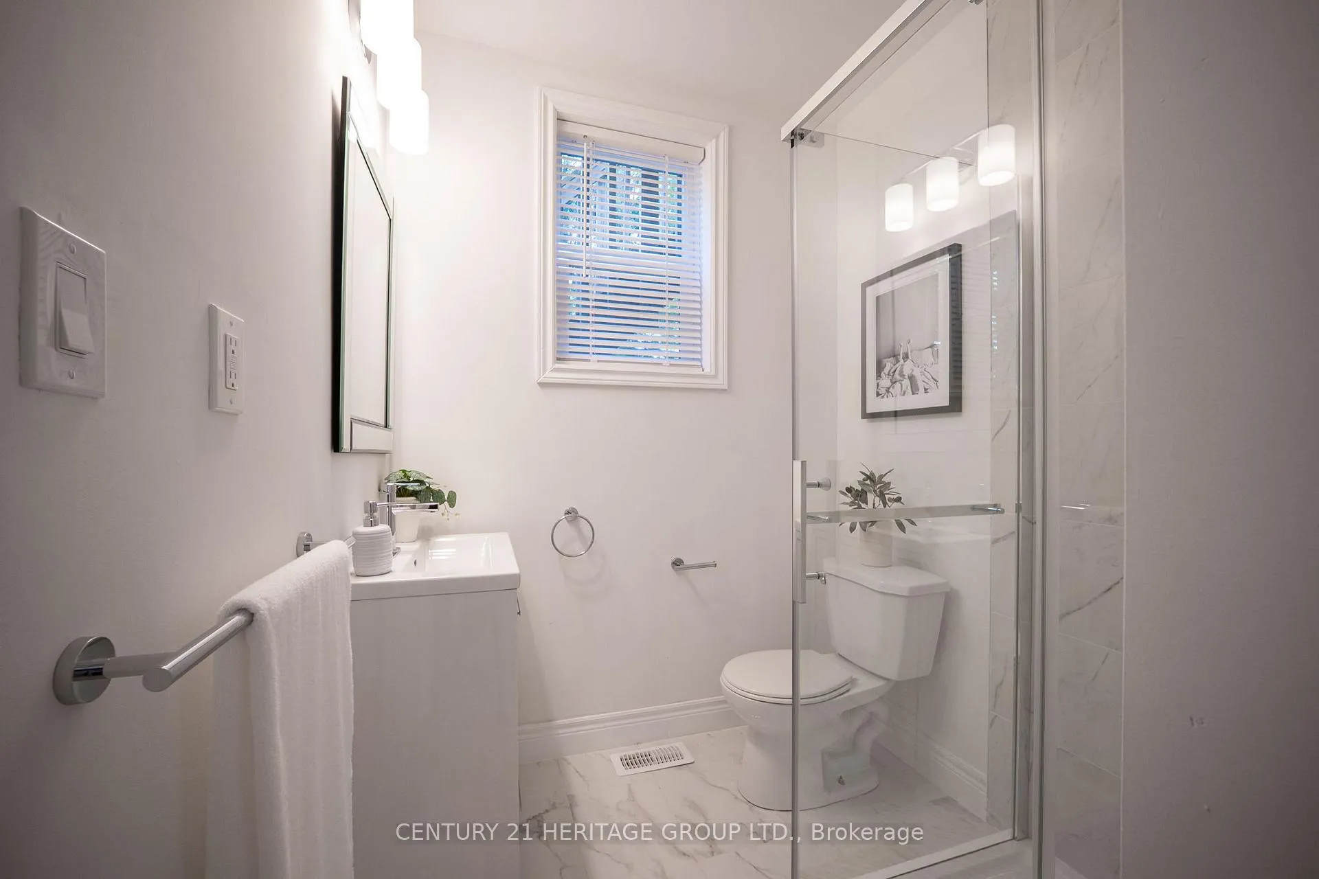 Photo 22 of 295 Locke Street S, Hamilton, Kirkendall — HOMEH