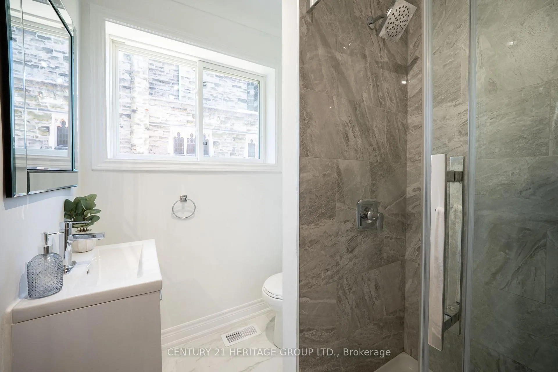 Photo 33 of 295 Locke Street S, Hamilton, Kirkendall — HOMEH