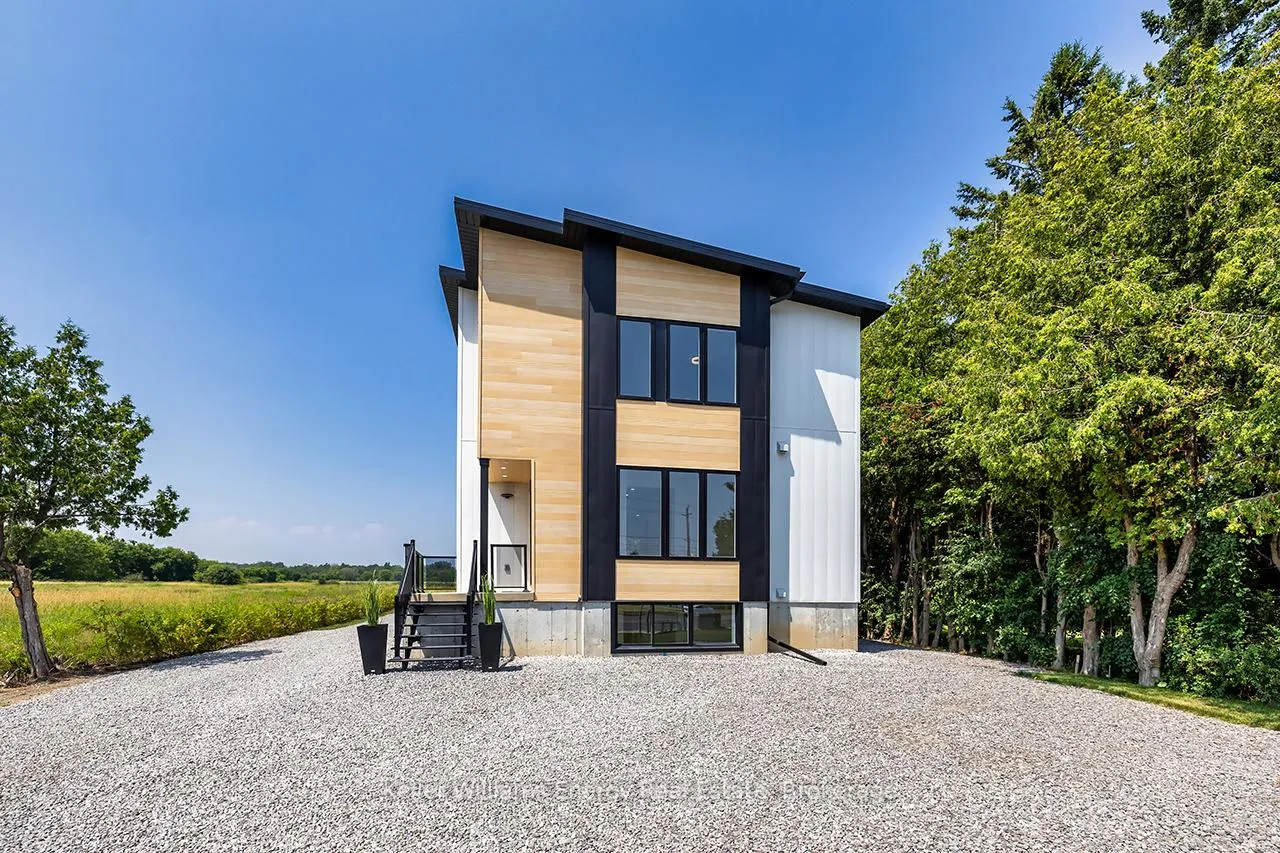 Photo 14 of 2246 Highway 2, Clarington, Rural Clarington — HOMEH