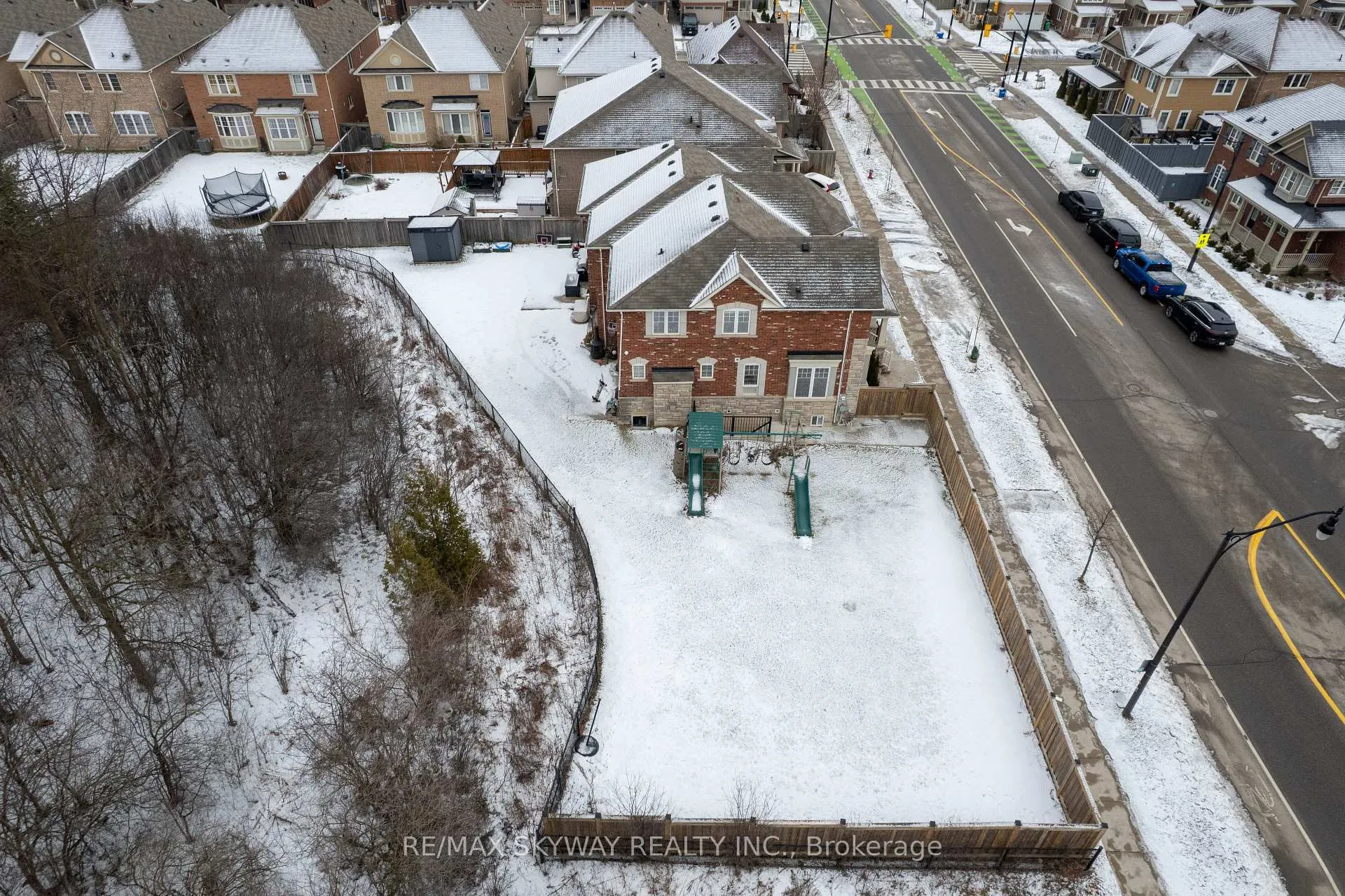 Photo 49 of 67 Veterans Drive, Brampton, Northwest Brampton — HOMEH