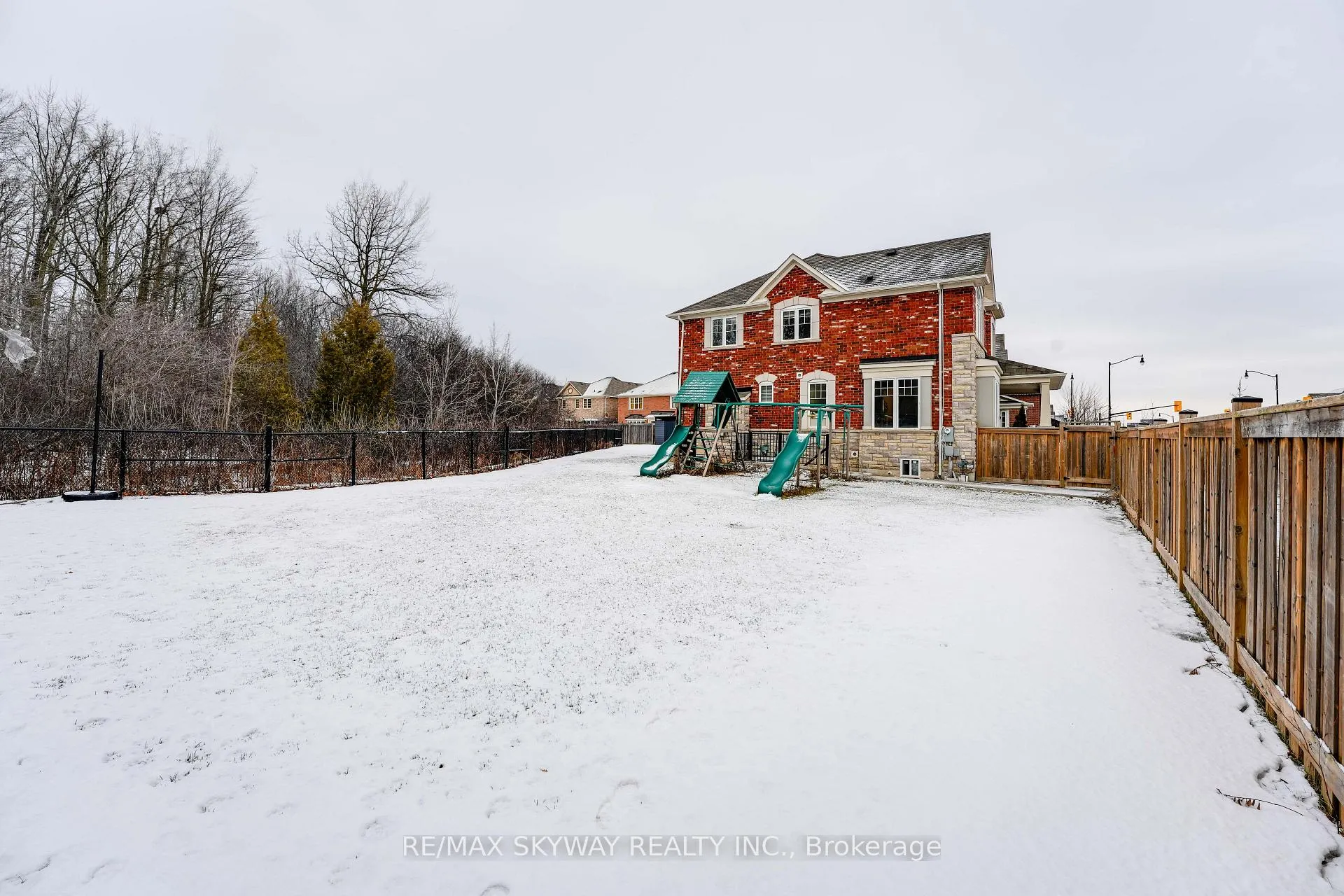Photo 50 of 67 Veterans Drive, Brampton, Northwest Brampton — HOMEH