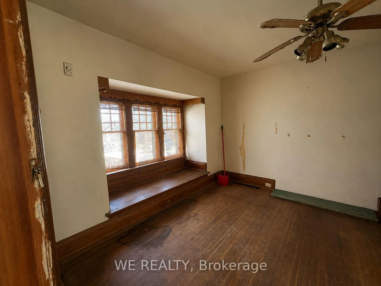 Photo 4 of 91 Myrtle Avenue, Hamilton, St. Clair — HOMEH