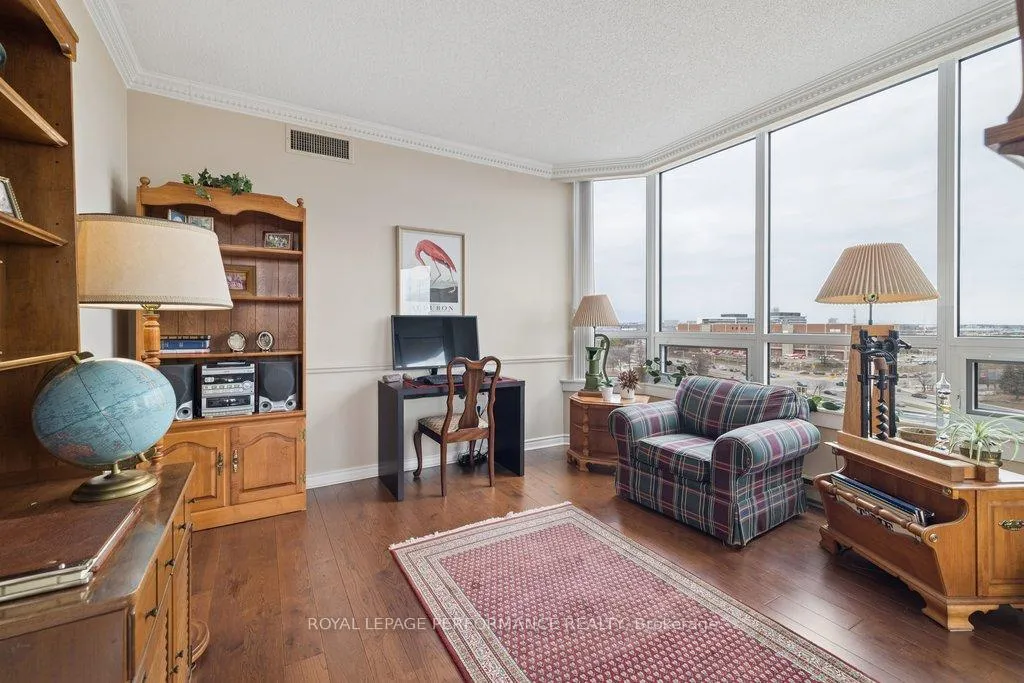 Photo 15 of Unit 905, 1480 Riverside Drive, Ottawa, Riverview Park — HOMEH