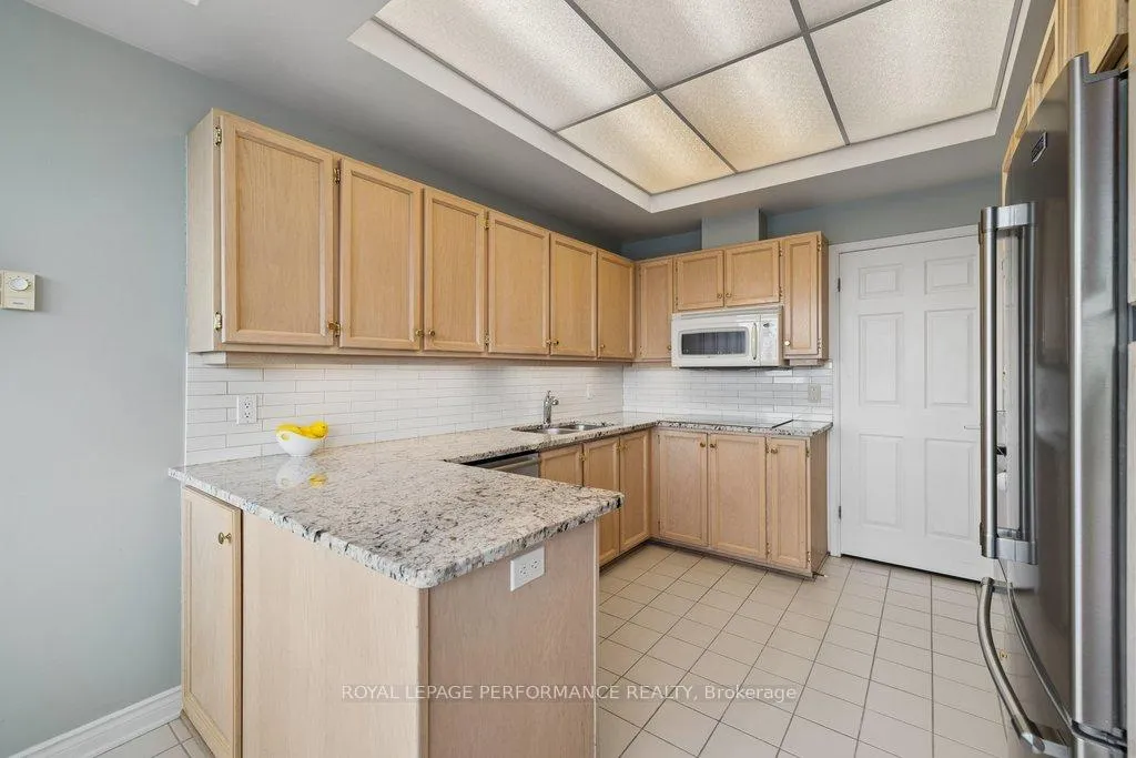 Photo 18 of Unit 905, 1480 Riverside Drive, Ottawa, Riverview Park — HOMEH