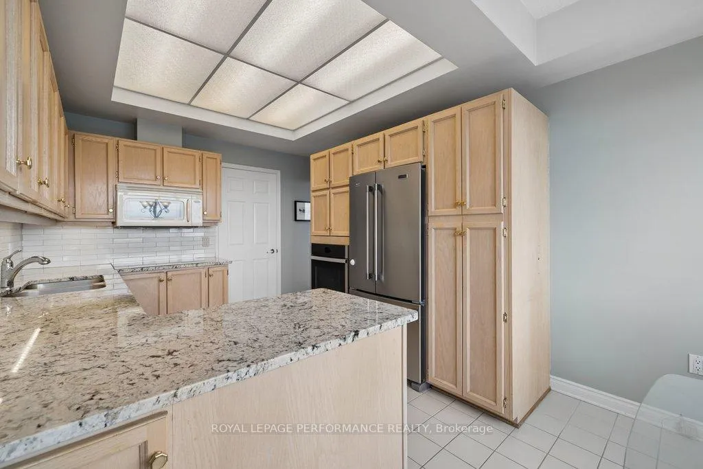 Photo 19 of Unit 905, 1480 Riverside Drive, Ottawa, Riverview Park — HOMEH