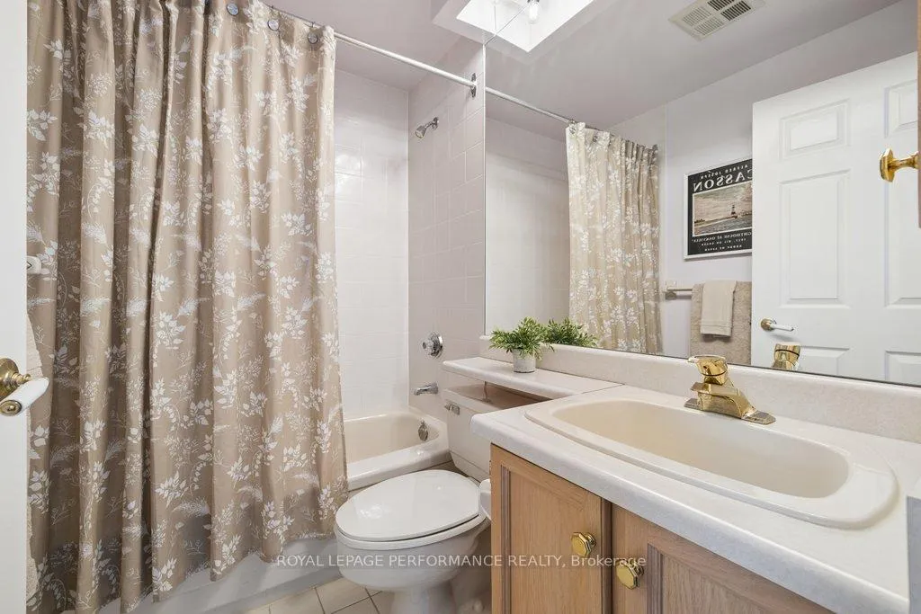 Photo 26 of Unit 905, 1480 Riverside Drive, Ottawa, Riverview Park — HOMEH