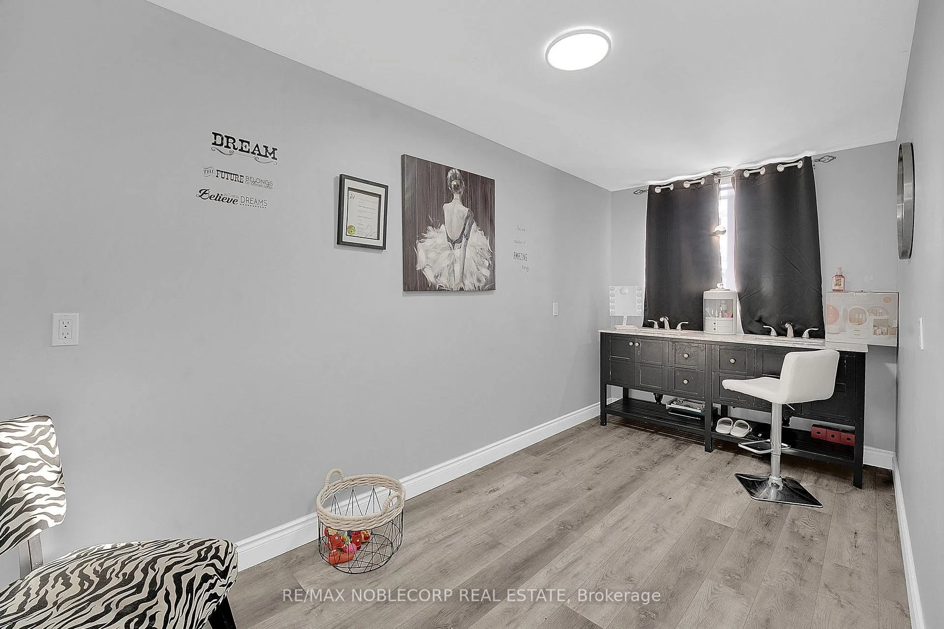 Photo 34 of 14 Bowman Avenue, Brampton, Toronto Gore Rural Estate — HOMEH