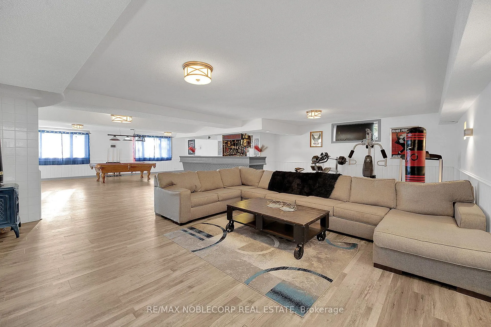 Photo 38 of 14 Bowman Avenue, Brampton, Toronto Gore Rural Estate — HOMEH