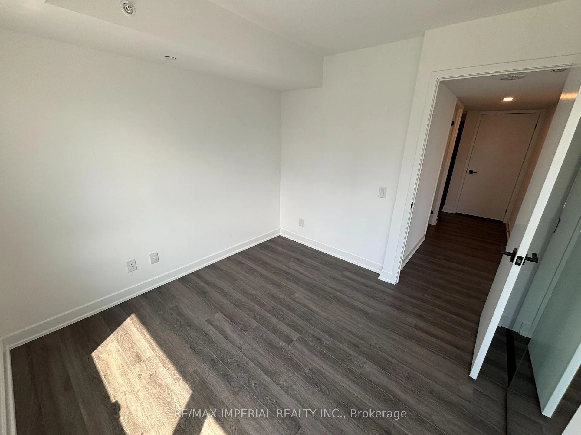 Photo 11 of Unit 1410, 609 Sherborne Street, Toronto, North St. James Town — HOMEH