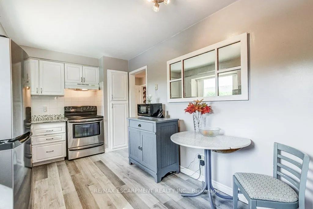 Photo 9 of 633 Sheraton Road, Burlington, Appleby — HOMEH