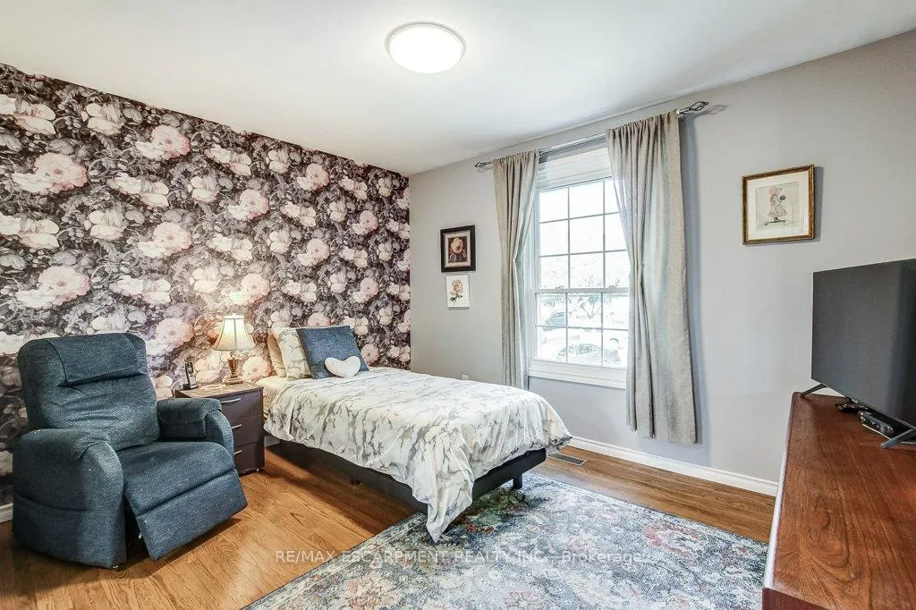 Photo 14 of 633 Sheraton Road, Burlington, Appleby — HOMEH
