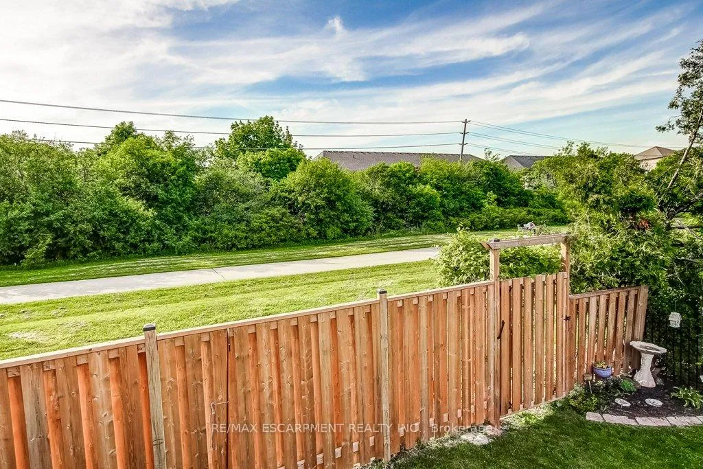 Photo 26 of 633 Sheraton Road, Burlington, Appleby — HOMEH