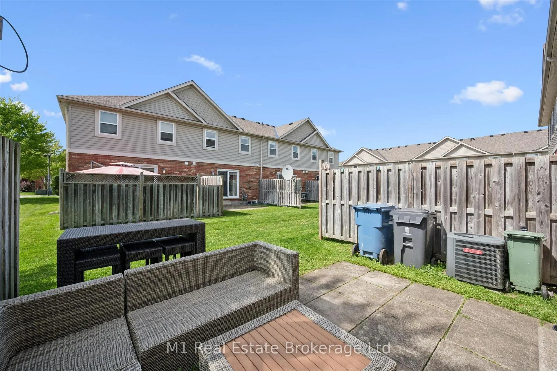 Photo 39 of Unit 27, 124 Gosling Gardens, Guelph, Clairfields/Hanlon Business Park — HOMEH
